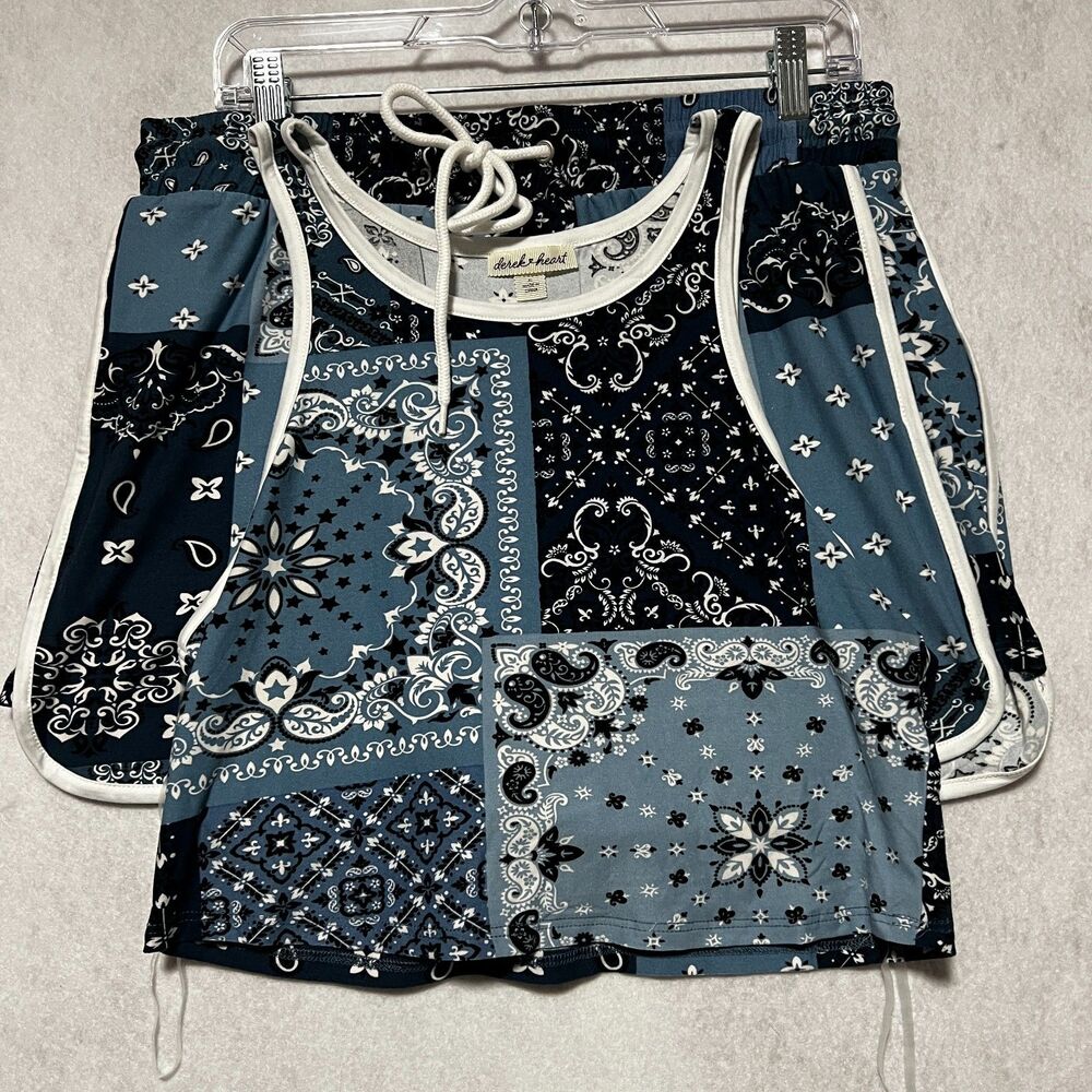 Derek Heart Women's Short Set Size L NEW
